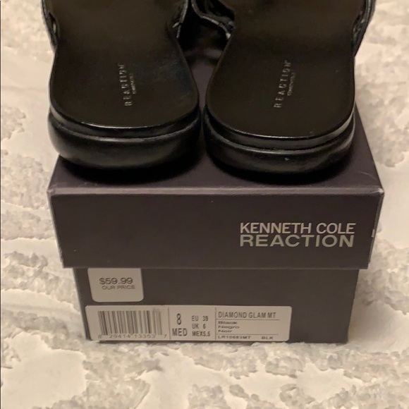 NEW in Box Kenneth Cole Reaction Black Sandals 8M - Picture 5 of 5